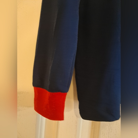 NWT Holiday SIZE 4-6 2 Piece PJ Set Long Sleeve Shirt And Pants - Picture 3 of 10